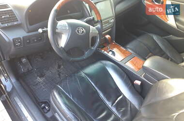 Седан Toyota Camry 2008 в Виннице