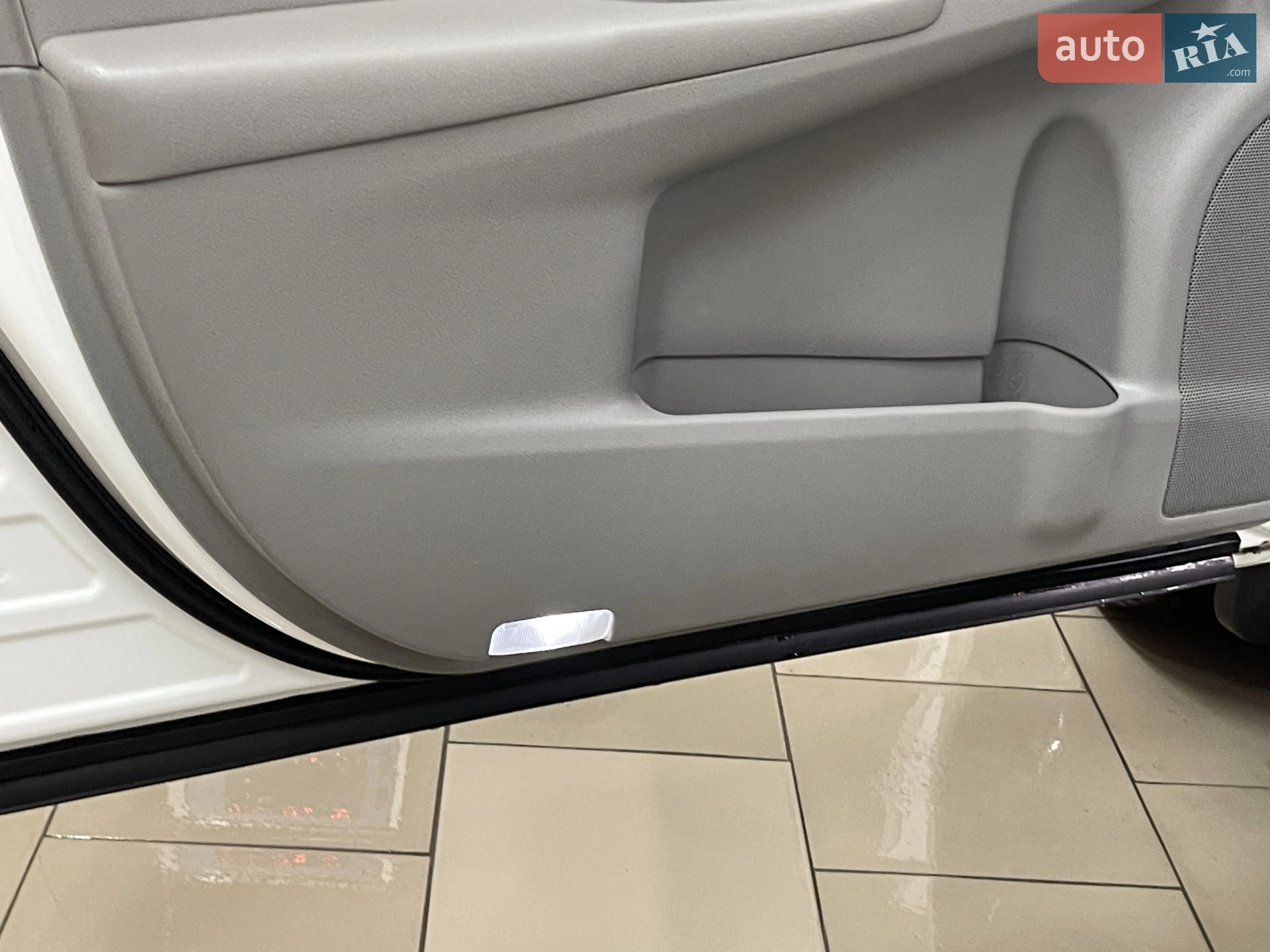2012 Toyota Camry - мініатюра 50