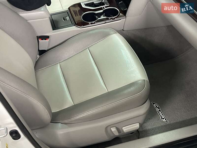 Седан Toyota Camry 2012 в Благовіщенську