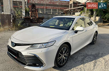 Седан Toyota Camry 2021 в Києві