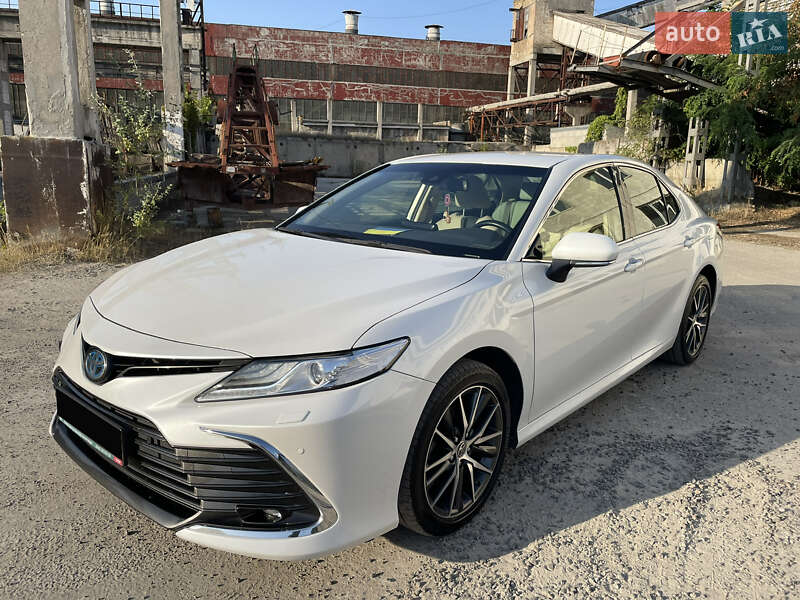 Седан Toyota Camry 2021 в Києві