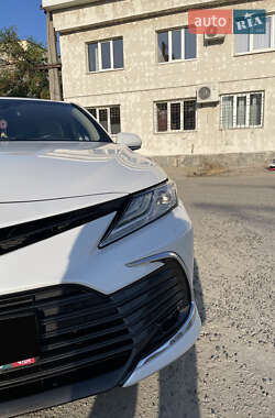 Седан Toyota Camry 2021 в Києві