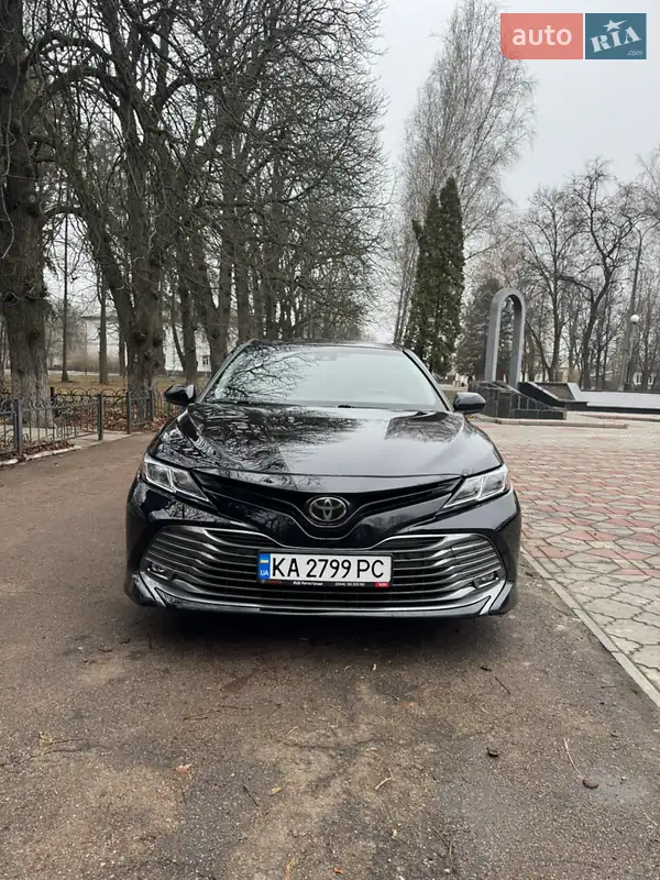 Toyota Camry 2017