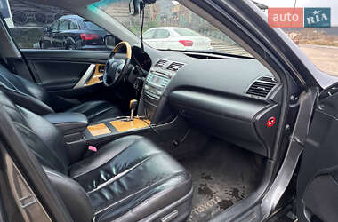 Седан Toyota Camry 2007 в Львові