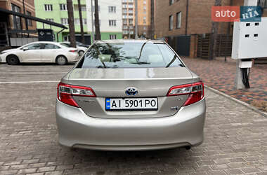 Седан Toyota Camry 2013 в Києві