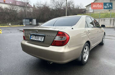 Седан Toyota Camry 2003 в Ужгороді