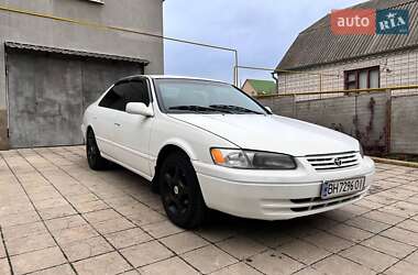 Седан Toyota Camry 1999 в Одесі