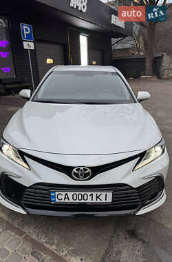 Седан Toyota Camry 2021 в Києві