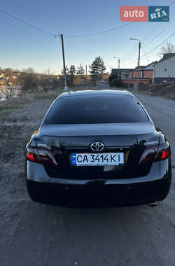 Седан Toyota Camry 2008 в Умани