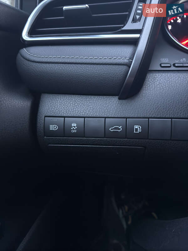 Седан Toyota Camry 2018 в Звягеле фото 21 Седан Toyota Camry 2018 в Звягеле