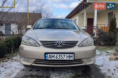 Седан Toyota Camry 2005 в Коростені