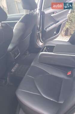 Седан Toyota Camry 2018 в Львове