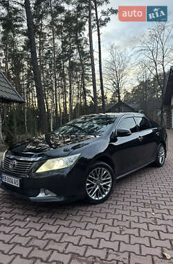 Седан Toyota Camry 2012 в Хмельнике