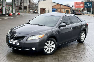 Седан Toyota Camry 2007 в Житомирі