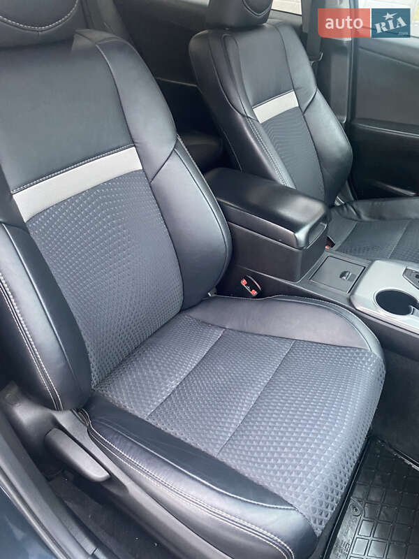 Седан Toyota Camry 2014 в Броварах