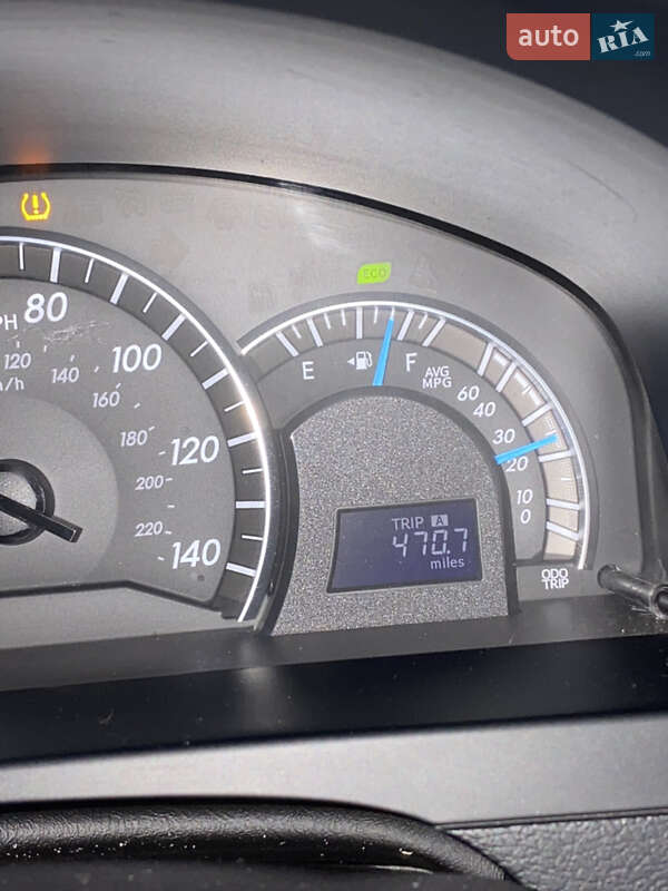 Седан Toyota Camry 2014 в Броварах