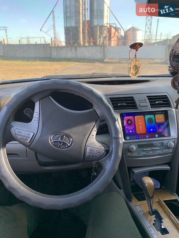 Седан Toyota Camry 2007 в Раздельной