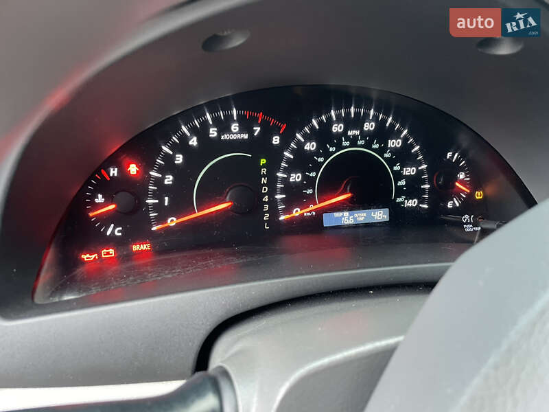 Седан Toyota Camry 2008 в Кропивницком