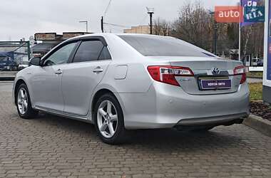 Седан Toyota Camry 2012 в Львові