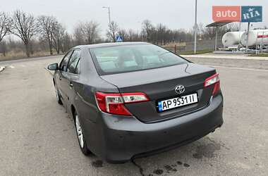 Седан Toyota Camry 2013 в Запоріжжі