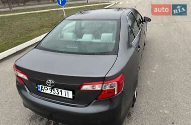 Седан Toyota Camry 2013 в Запоріжжі