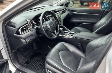Седан Toyota Camry 2018 в 