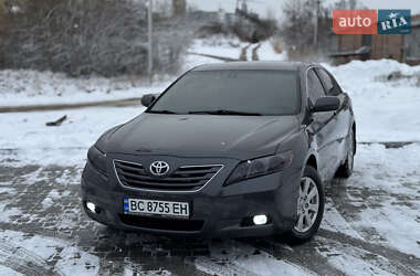 Седан Toyota Camry 2008 в Львові