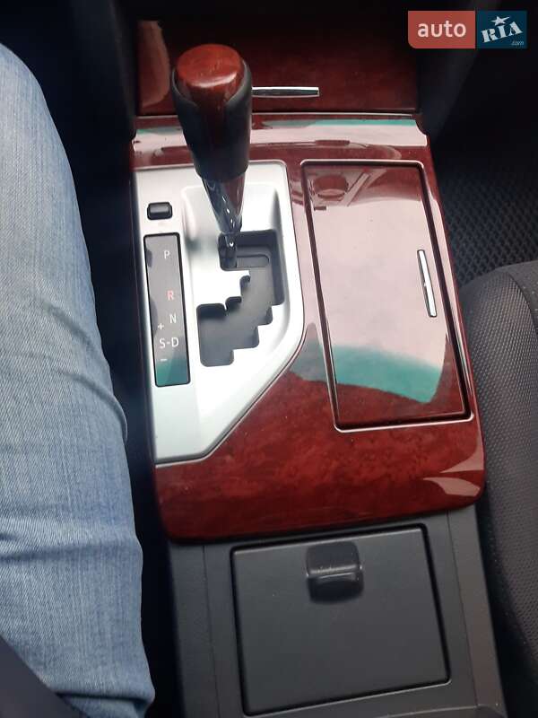 Седан Toyota Camry 2011 в Кропивницком