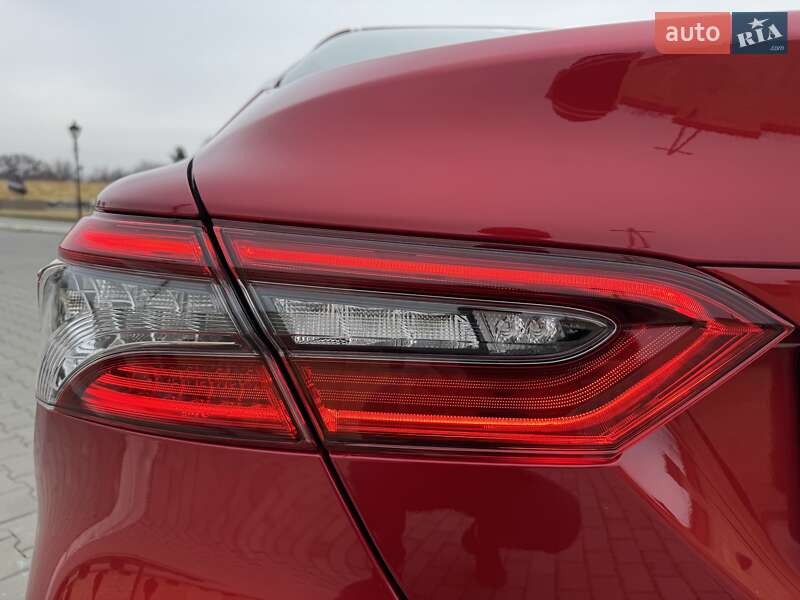 Седан Toyota Camry 2022 в Измаиле