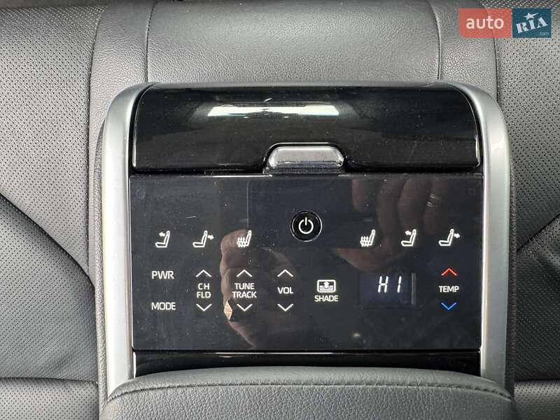 Седан Toyota Camry 2022 в Измаиле