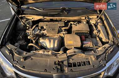 Седан Toyota Camry 2015 в 
