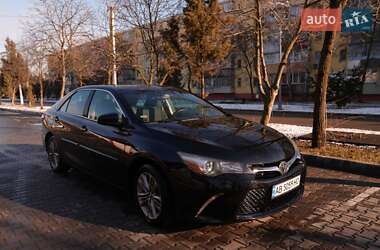 Седан Toyota Camry 2016 в Гайсине