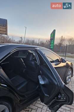 Седан Toyota Camry 2014 в 