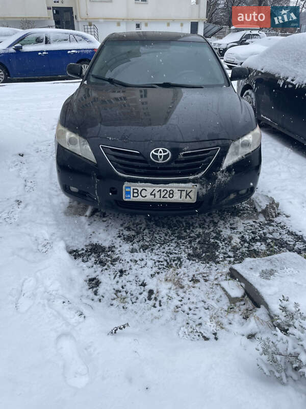 Седан Toyota Camry 2007 в Львові