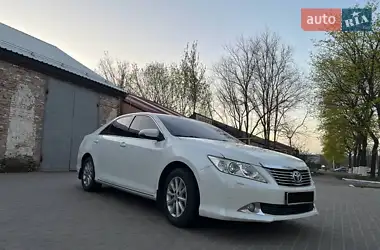 Toyota Camry 2013