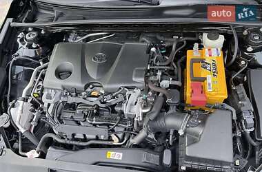 Седан Toyota Camry 2018 в 