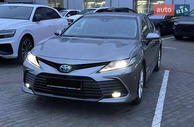 Седан Toyota Camry 2023 в Києві