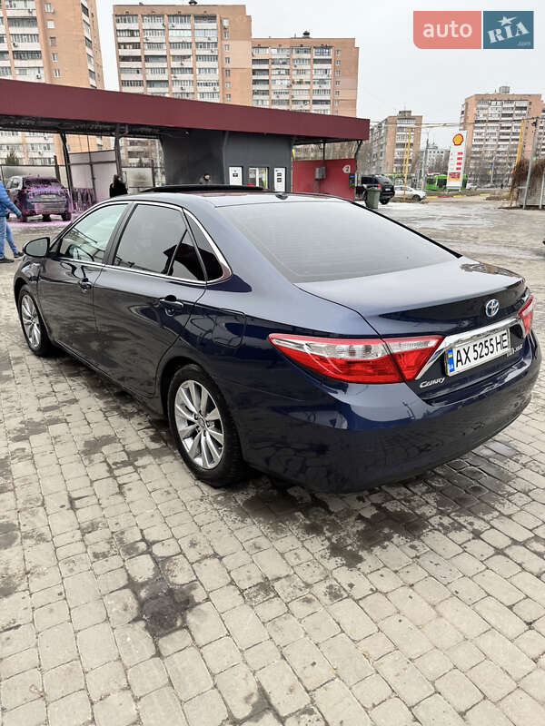 Седан Toyota Camry 2016 в Харкові
