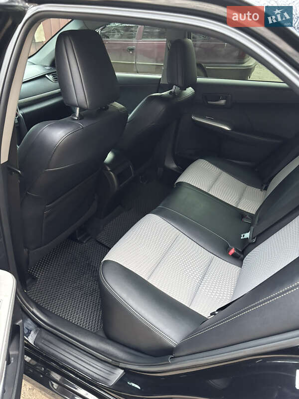 Седан Toyota Camry 2014 в Полтаві фото 5 Седан Toyota Camry 2014 в Полтаві