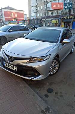 Седан Toyota Camry 2018 в Прилуках