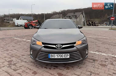 Седан Toyota Camry 2015 в Тернополі