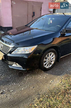 Седан Toyota Camry 2013 в Полтаві