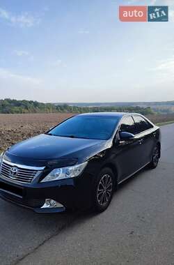 Седан Toyota Camry 2011 в Умані