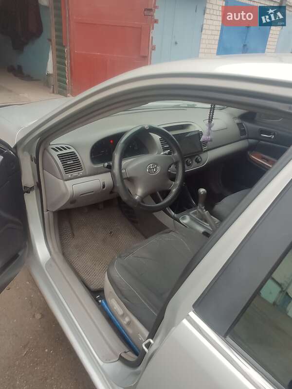 Седан Toyota Camry 2004 в Днепре фото 15 Седан Toyota Camry 2004 в Днепре