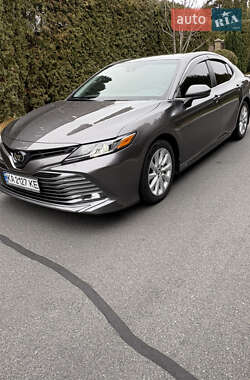 Седан Toyota Camry 2019 в 