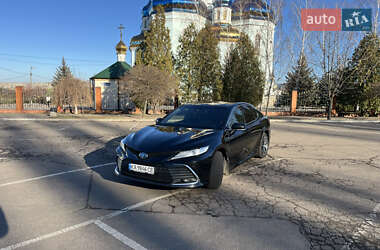 Седан Toyota Camry 2021 в Кривом Роге