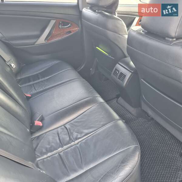 Седан Toyota Camry 2008 в Білгороді-Дністровському