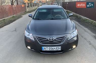 Седан Toyota Camry 2007 в Надворной