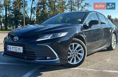 Седан Toyota Camry 2021 в Києві