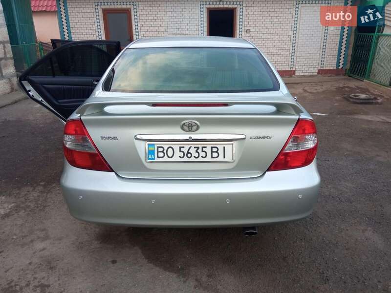 Седан Toyota Camry 2003 в Чорткові